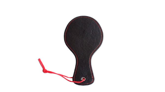 KIT MODELO 04 KIT BONDAGE QUE INCLUYE: PEZONERAS, MINI LÁTIGO, CORREA, ESPOSAS DE VINIL, COLLAR DE VINIL, MORDAZA, CUERDA, ANTIFAZ Y PALETA REDONDA