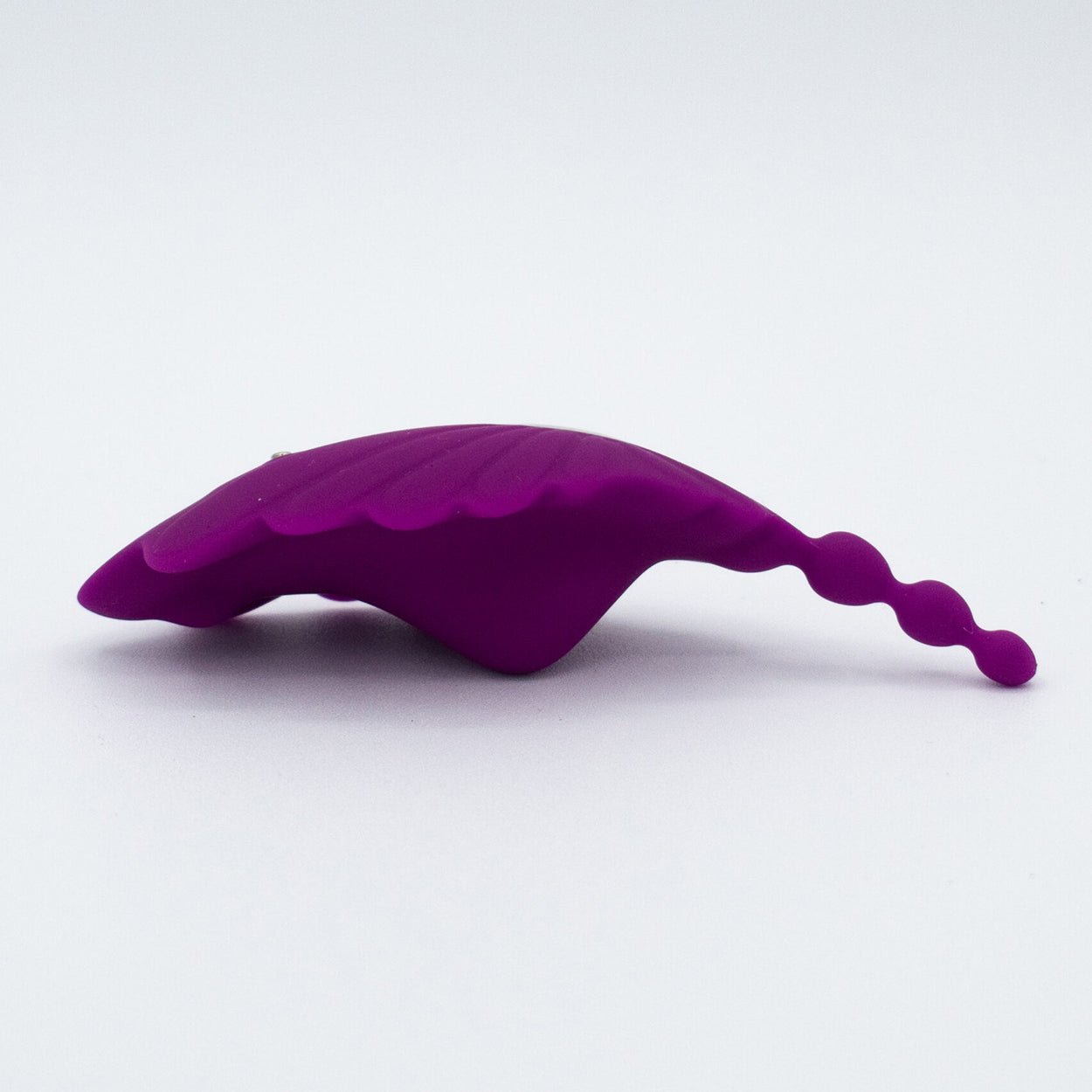 SHELL YEAH! REMOTE CONTROLLED WEARABLE PANTY VIBE - MORADO